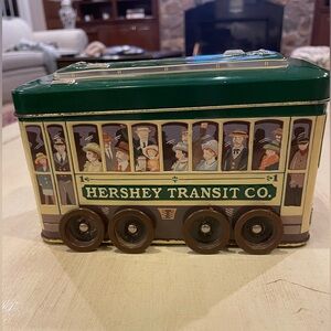 Hershey Chocolate Tin, Trolly from 2002